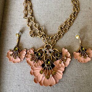 Stella & Dot Peach Flower Necklace & Earring  Statement Jewelry Set